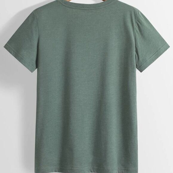 NWT Cute Halloween Themed T-Shirt - Picture 2 of 5